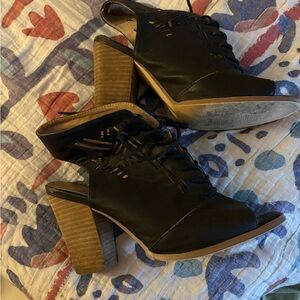 Stylish Black Open-Toe Women's Heels